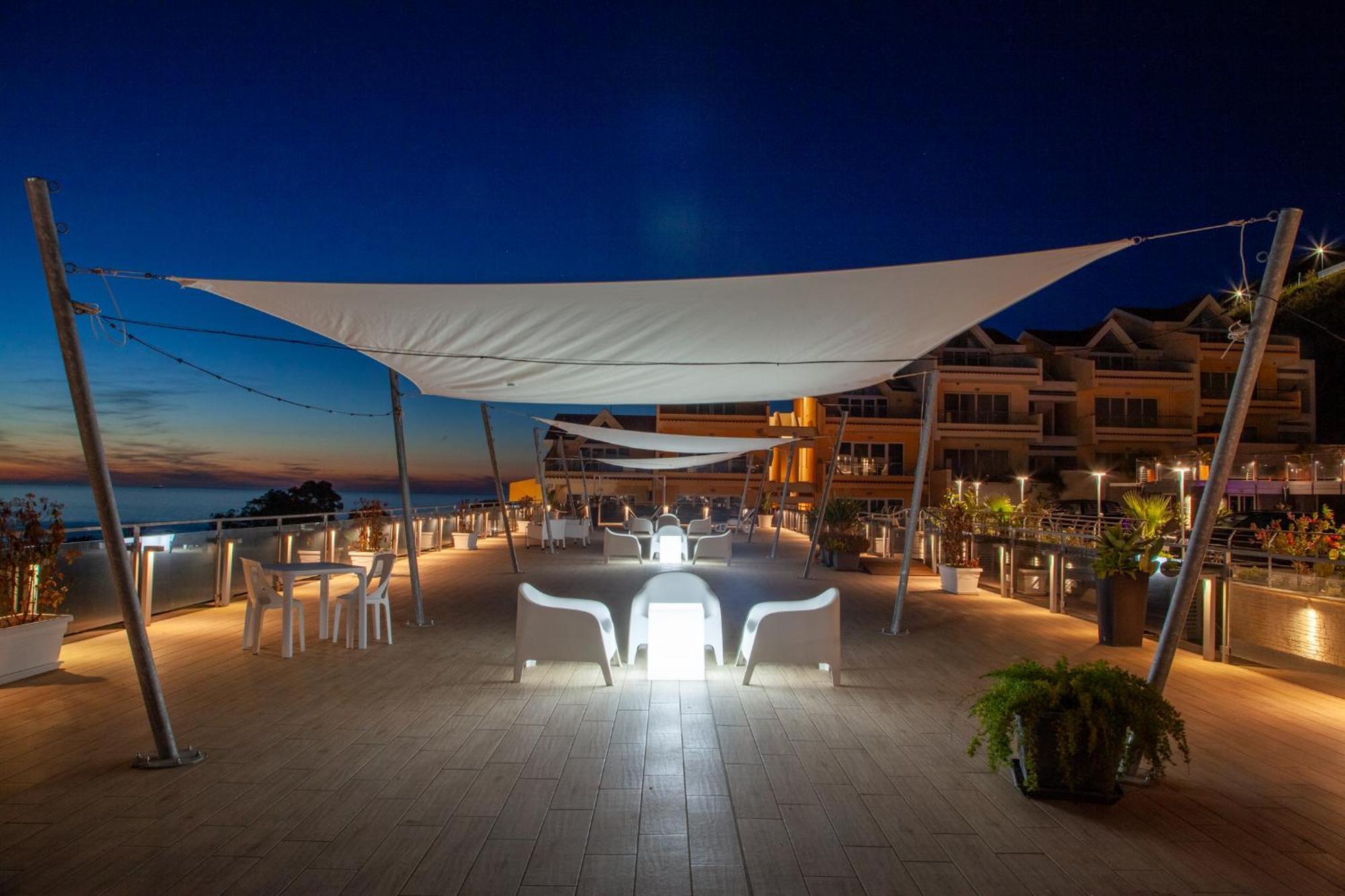 Airone Residence Zambrone Exterior foto