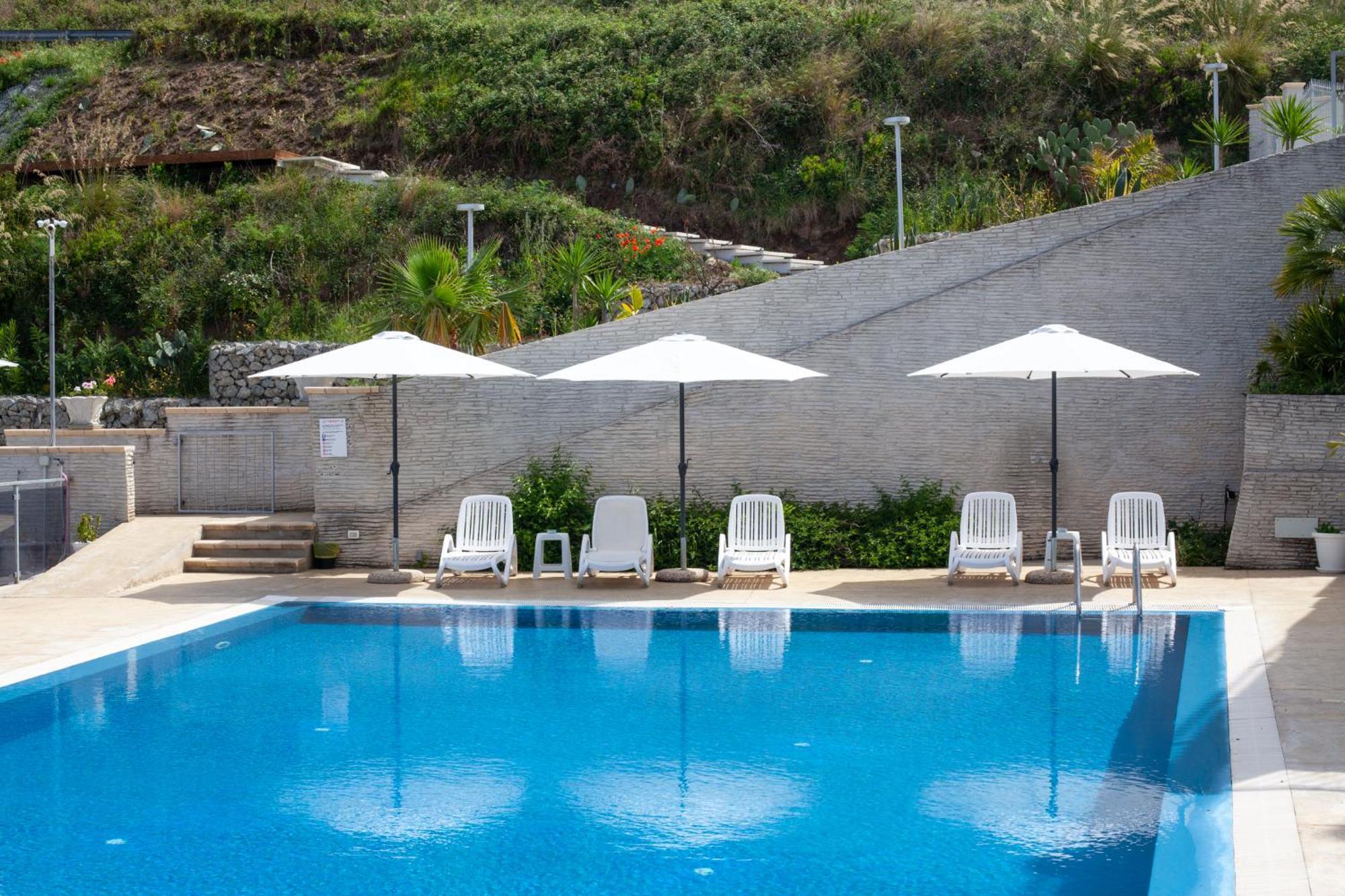 Airone Residence Zambrone Exterior foto